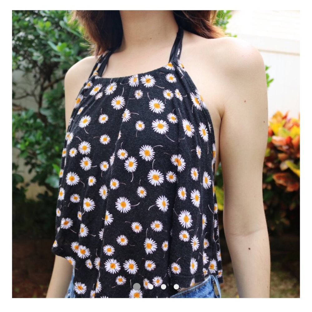 LA Hearts Daisy Crop Top from Pacsun